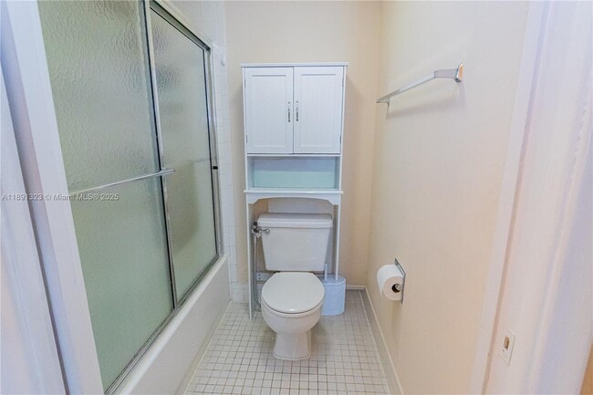 Building Photo - 13100 SW 11th Ct