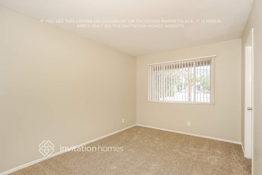 Building Photo - 12889 Fenton Ave