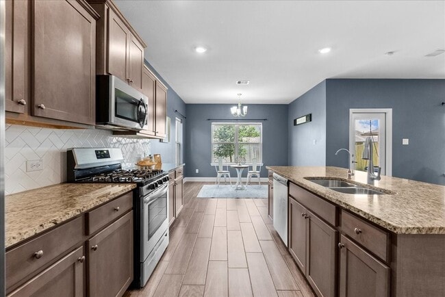 Building Photo - 4207 W Bayou Maison Cir