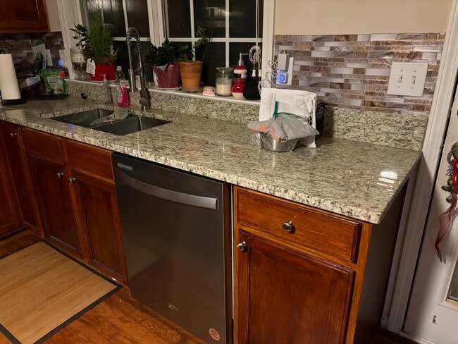 Building Photo - 8330 Shakerag Trace