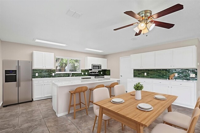 Building Photo - 6505 Tara Ln