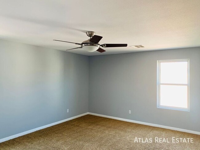 Building Photo - 6882 Majestic Palm Dr