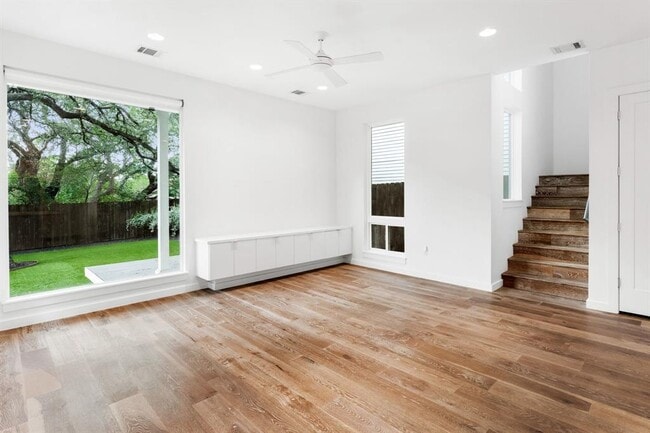 Building Photo - 3812 Wadford St