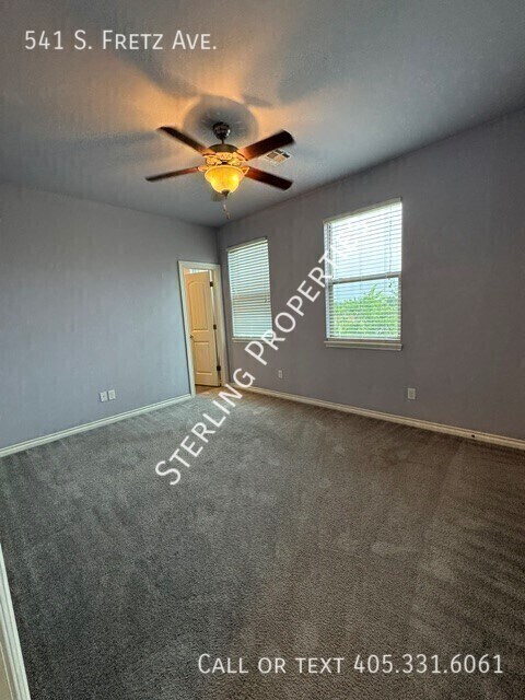Building Photo - 541 S Fretz Ave