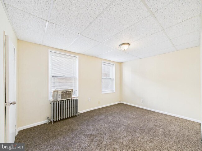 Building Photo - 809 Wharton St