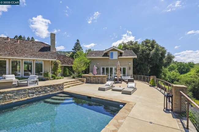 Building Photo - 18 Emmons Canyon Ct