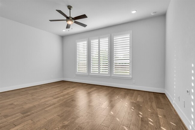 Building Photo - 16 Clearview Terrace Pl