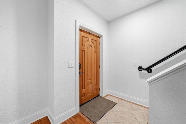 Building Photo - 2236 Soho Bay Ct