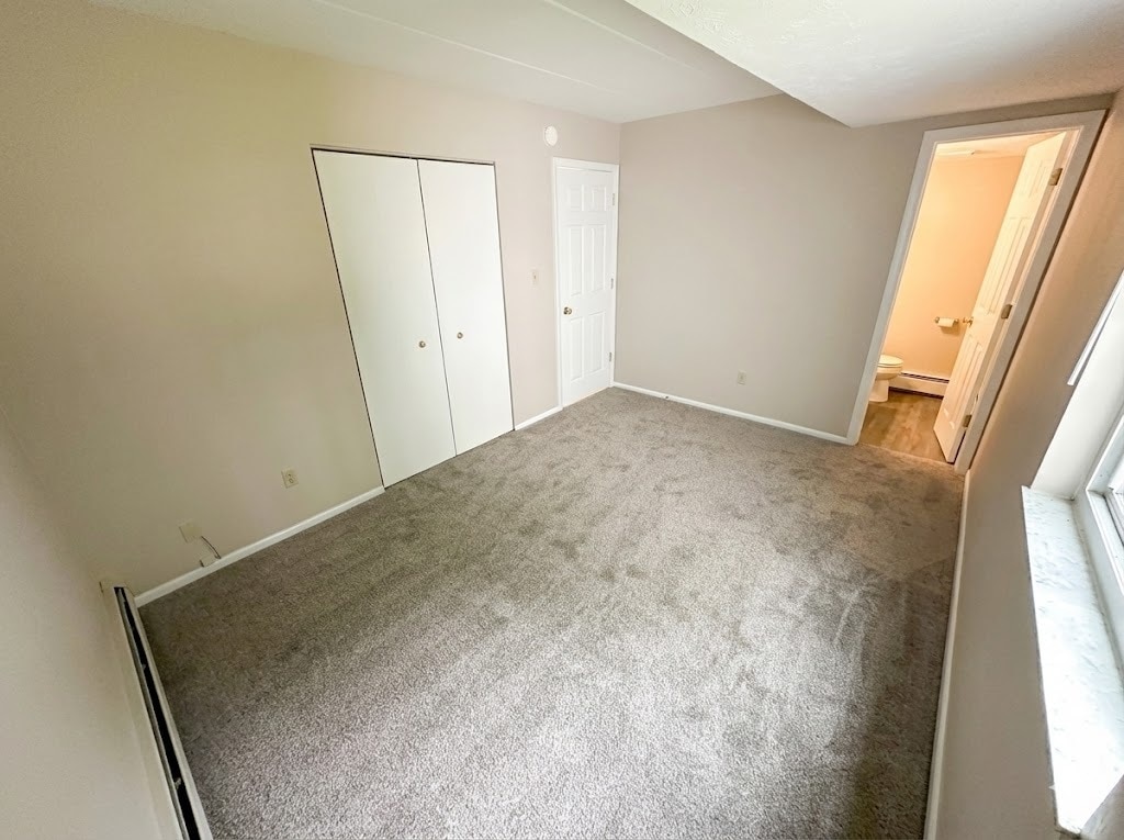 Building Photo - 956 S Lincoln St