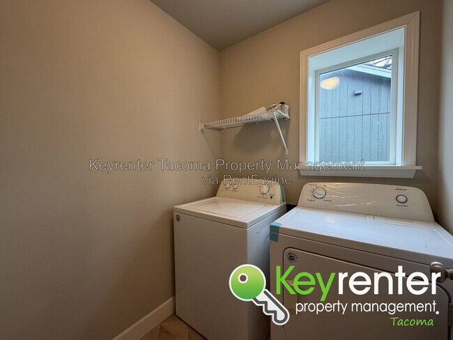Building Photo - 5901 Alaska Ct