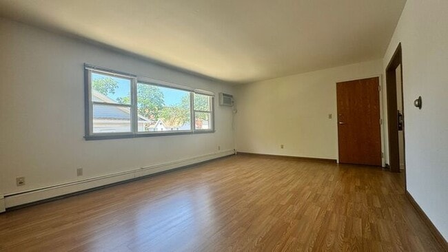 Building Photo - $1,200 | 2 Bedroom, 1 Bathroom Apartment | No Pets | Sublease* | Available for May 1st, 2026 Move...