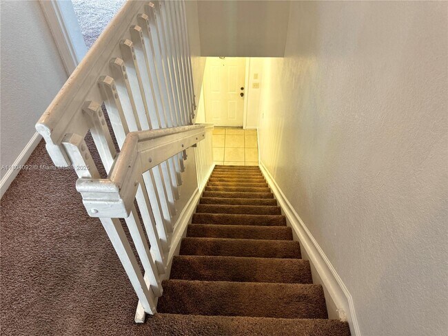 Building Photo - 2576 SW 83rd Ave