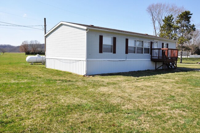 Building Photo - 6214 East Avenue Ext SE