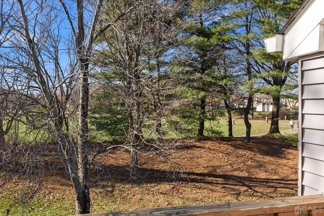 Building Photo - 7520 Tamarron Dr