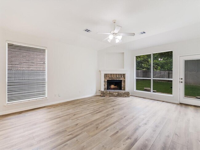 Building Photo - 7307 W Magic Mountain Ln