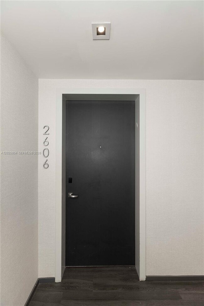 Building Photo - 1451 Brickell Ave