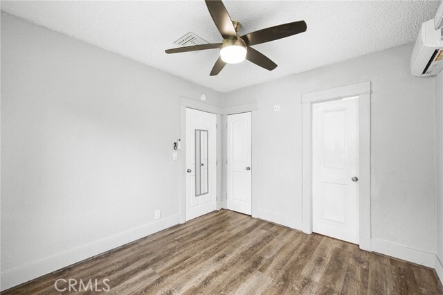 Building Photo - 304 E Garfield Ave