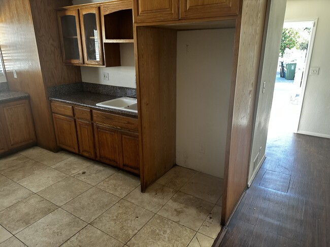 Building Photo - 4609 W 172nd St