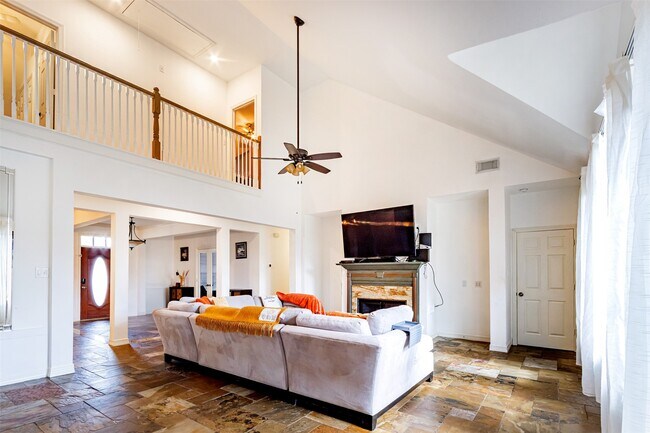 Building Photo - 3204 Canvasback St