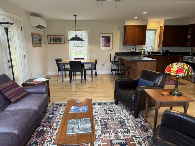 Dining area - 269 Merrill Rd