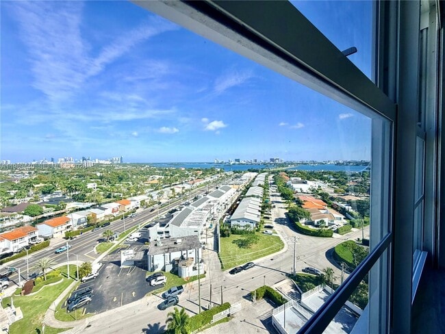 Building Photo - 2150 Sans Souci Blvd