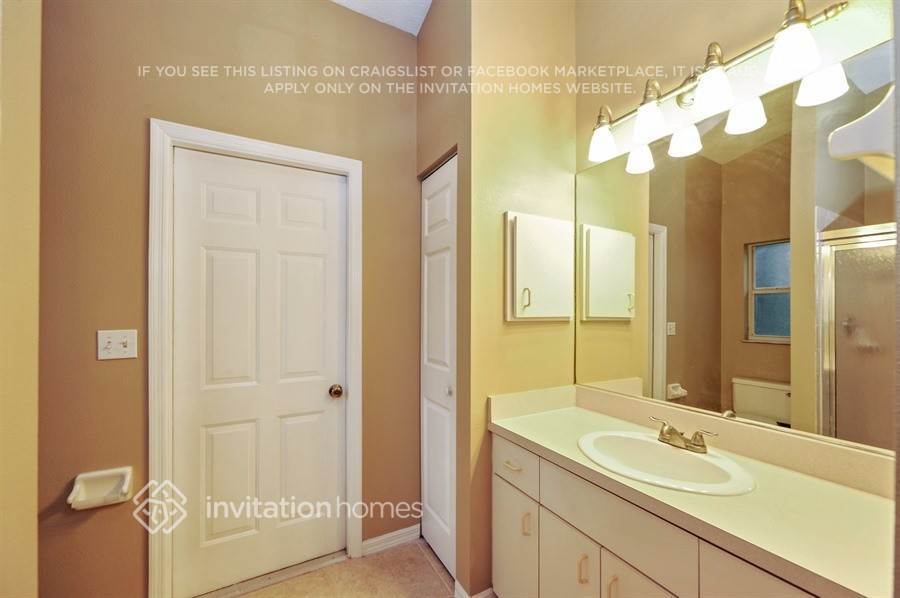 Building Photo - 8008 55th St E