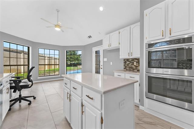 Building Photo - 5 Mesa Verde Ct