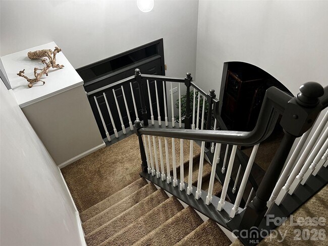 Building Photo - 519 Delburg St