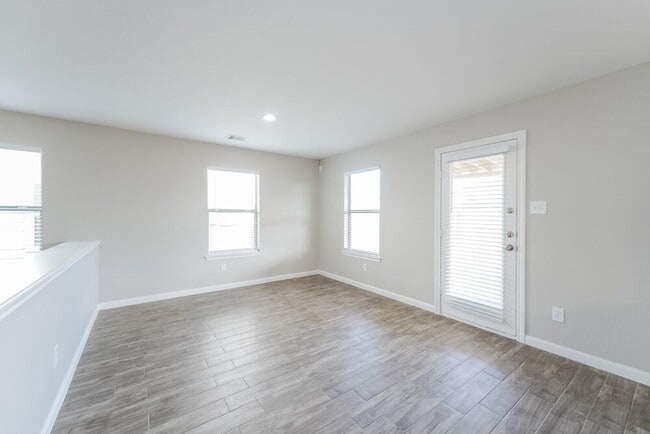 Building Photo - 20714 Tayman Oaks Dr