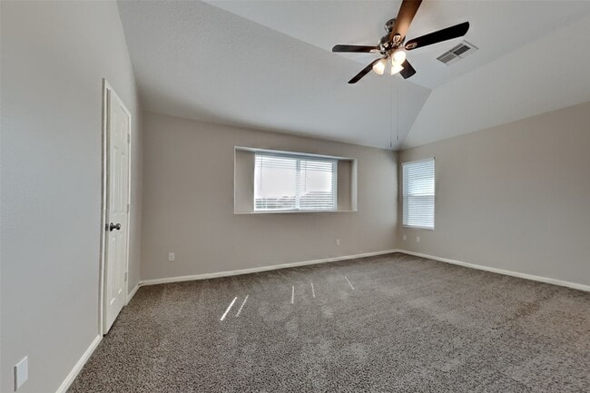 Building Photo - 16624 Foursquare Dr