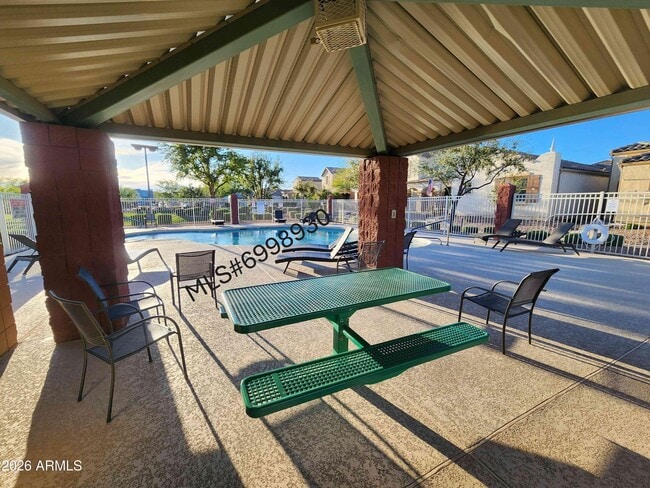 Building Photo - 7239 N 89th Dr