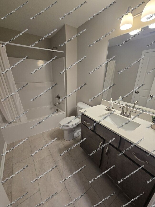 Building Photo - New Maintenance Free Two Bedroom Duplex