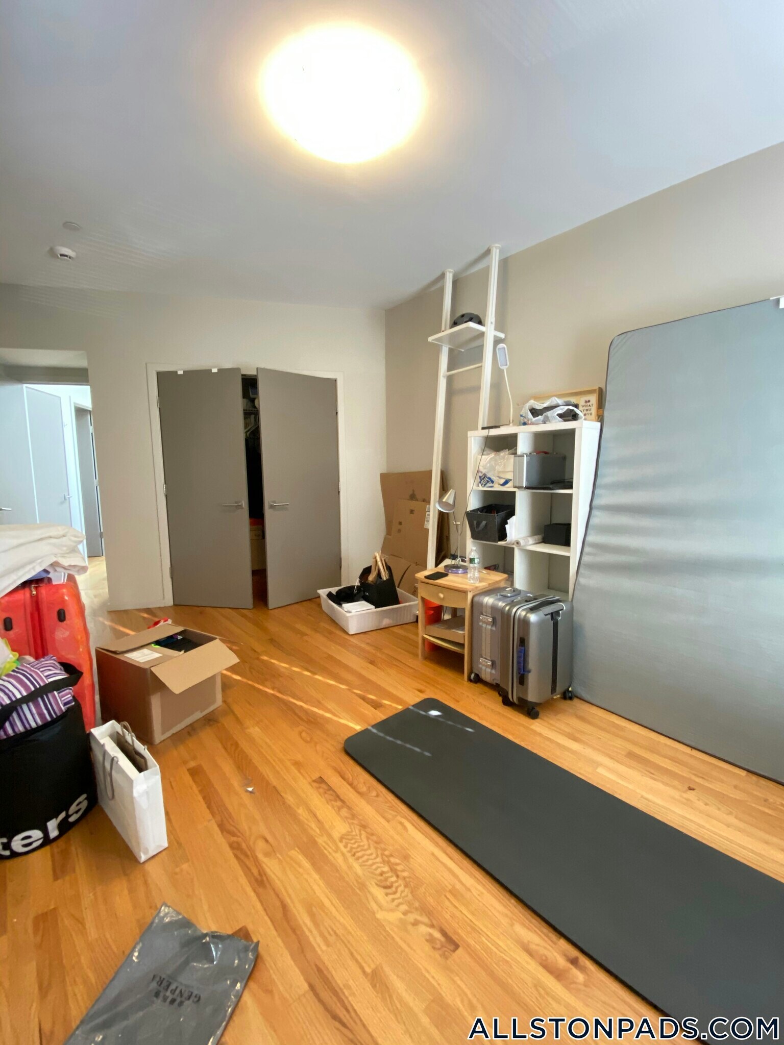 Building Photo - 55 Glenville Ave