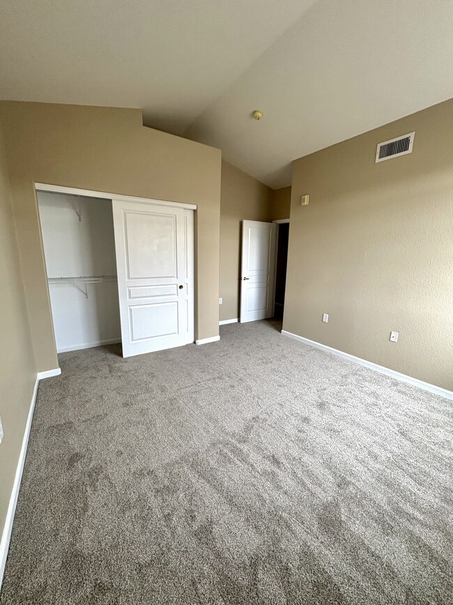 Building Photo - 10311 W Girton Dr