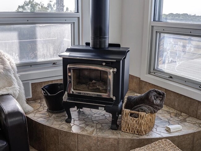 Building Photo - 46 Bonita Vista Dr