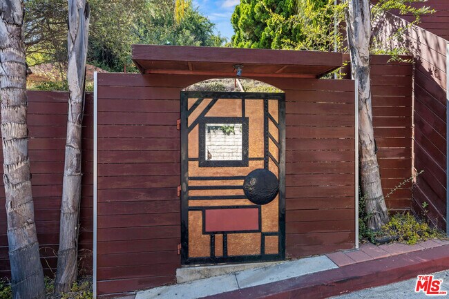 Building Photo - 2222 Bancroft Ave