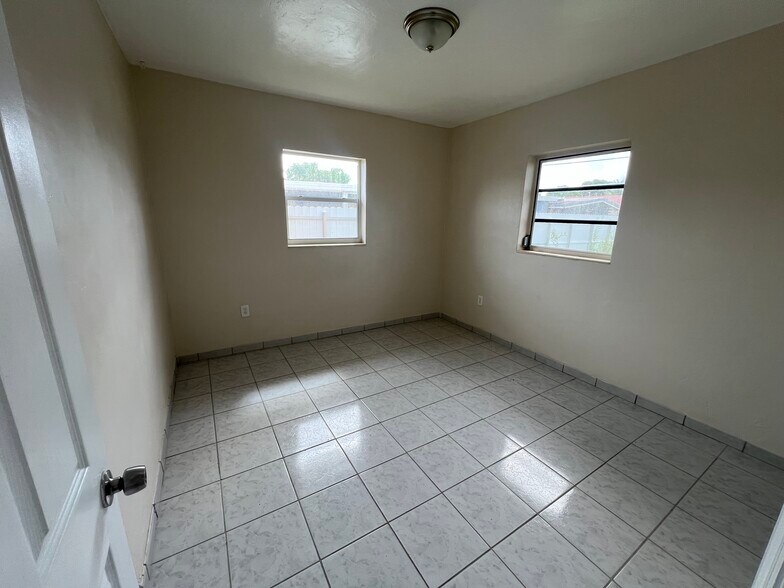 Building Photo - 3960 NW 178th St