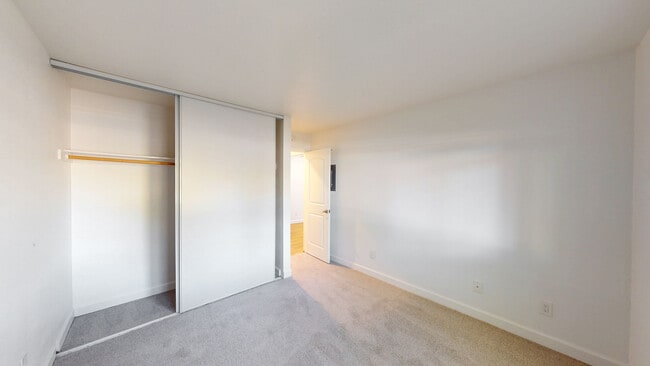 Building Photo - 511 Alameda del Prado
