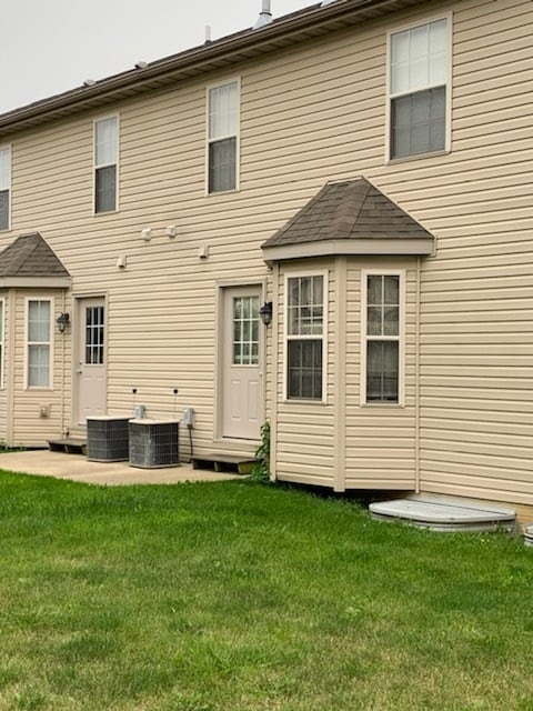 Building Photo - 3818 Balmoral Dr