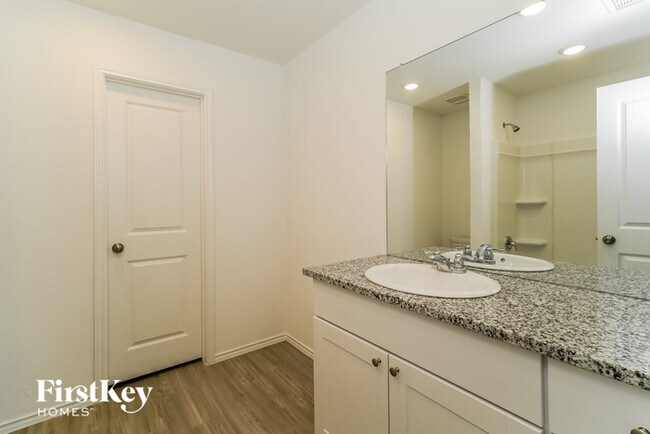 Building Photo - 13022 Rosemary Cove