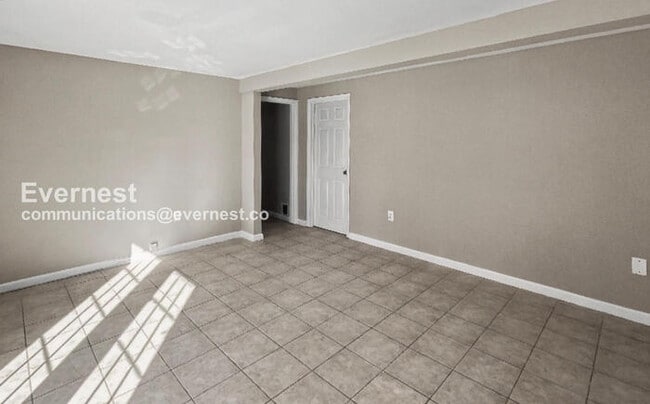 Building Photo - 4646 Evansdale Rd