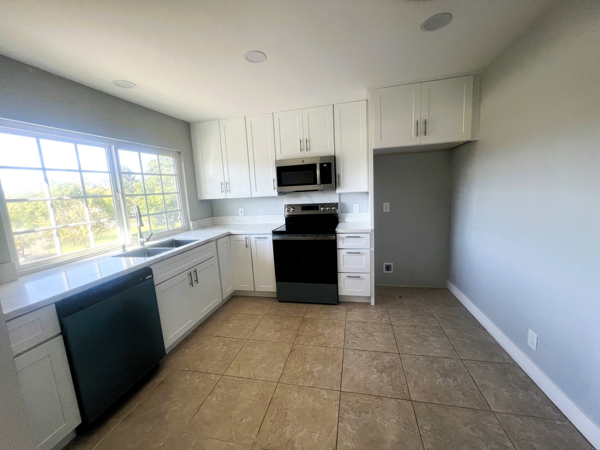 Building Photo - 23322 Caminito Andreta