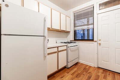 Building Photo - 3912 N Janssen Ave