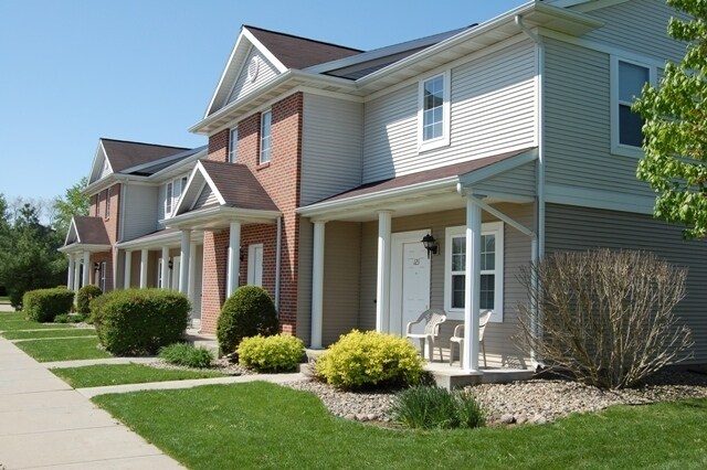 Primary Photo - 129 Watertower Ct