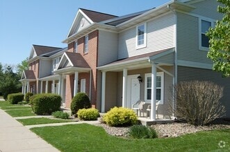 Building Photo - 124 Watertower Ct