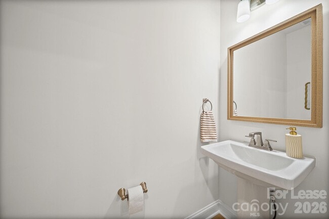 Building Photo - 333 Quartz Hl Wy