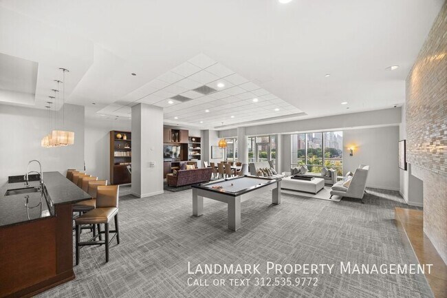 Building Photo - 1201 S Prairie Ave
