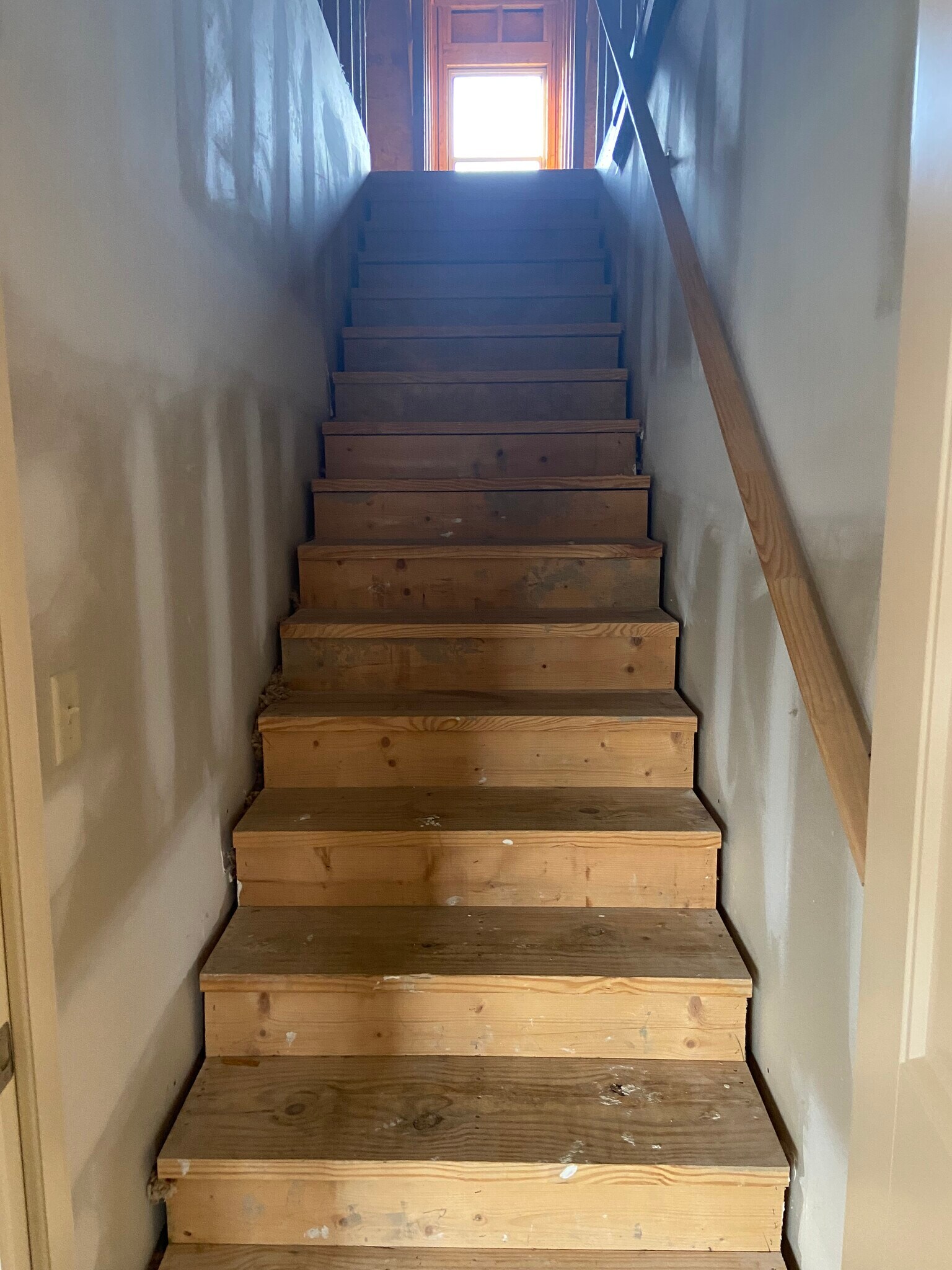 Building Photo - 1036 Crawford Ct