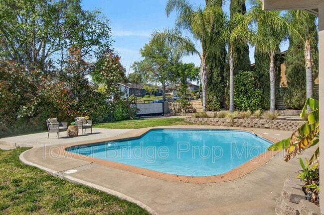 Building Photo - 3937 Orangewood Dr