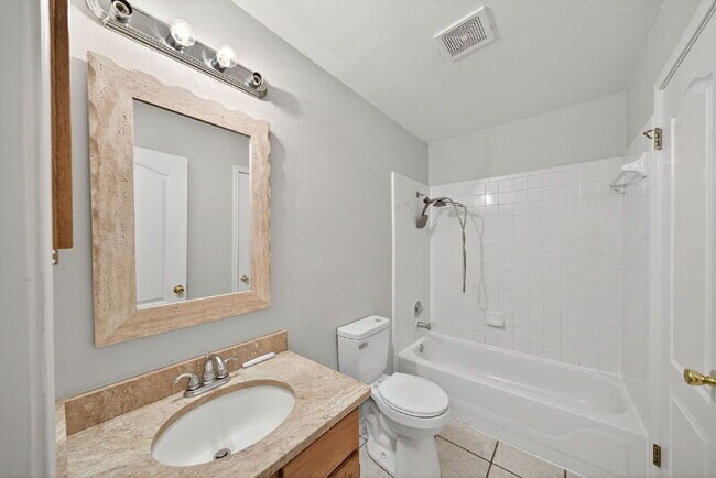 Building Photo - 3505 Marietta Ln